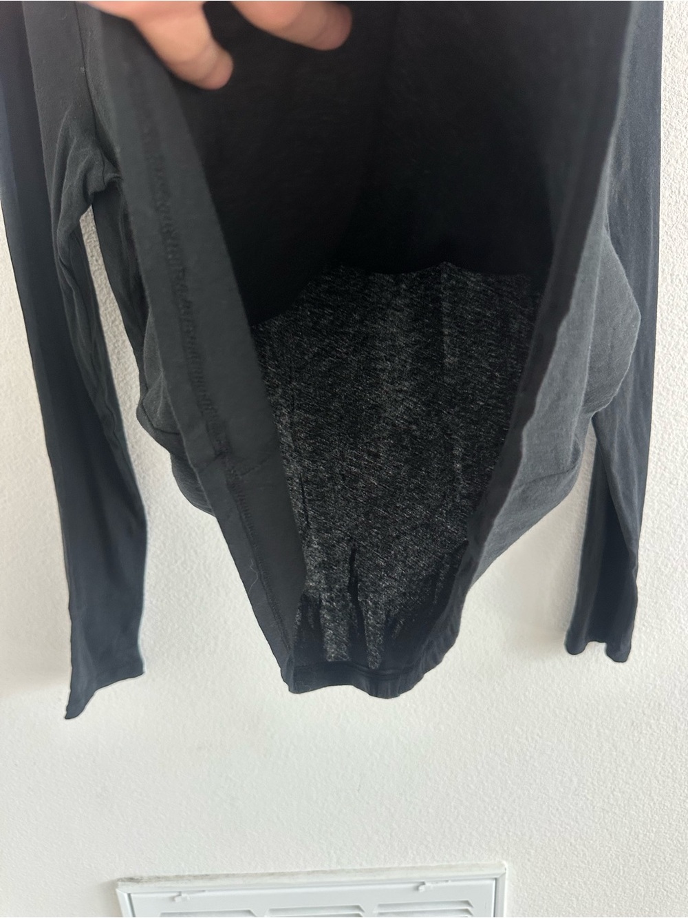 Everlane The Air Turtleneck in Black Size: M, NWOT - Picture 5 of 11